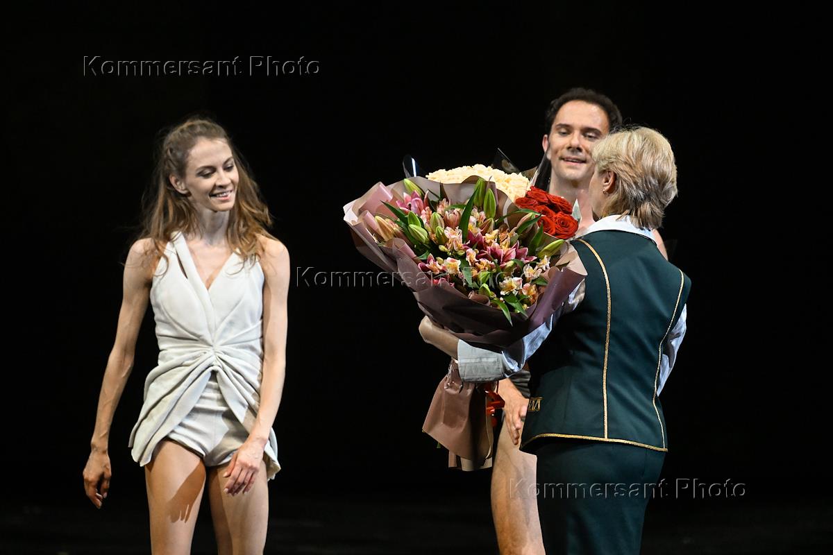 0 большой театр. 0 большой театр. Postscript 2. Вечер современной хореографии postscript. 0 большой театр.