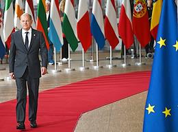 European Union (EU) summit in Brussels. Second day. On Friday, the second day of the EU summit in Brussels, its participants plan to discuss the financial and economic situation in Europe, including the consequences of sanctions, problems with energy supplies and curbing inflation.