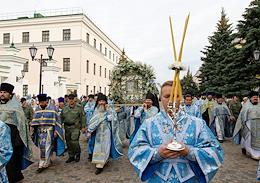 Religious procession in honor of the 443rd anniversary of the appearance of the icon of the Most Holy Theotokos, which took place from the Cathedral of the Annunciation in the Kremlin to the restored Cathedral of the Kazan Horse of the Mother of God.
