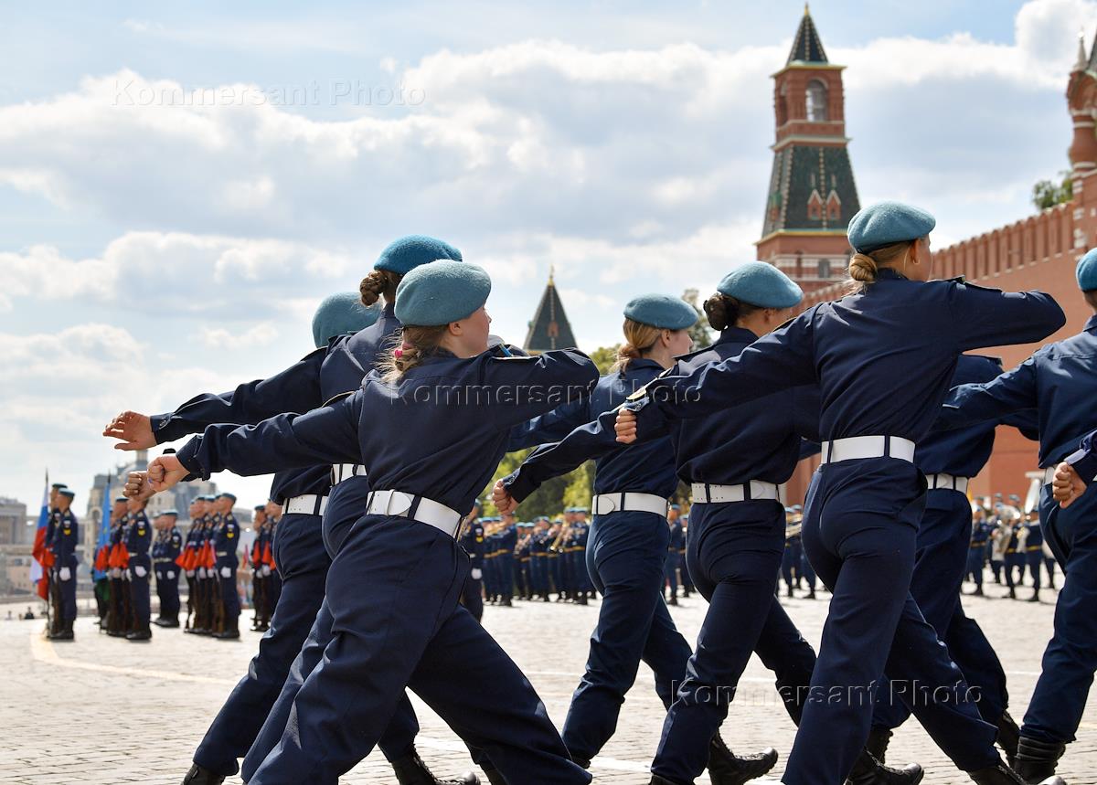 02 августа. Военные праздники. Военно воздушные войска. Военнослужащие. Десантные войска России.