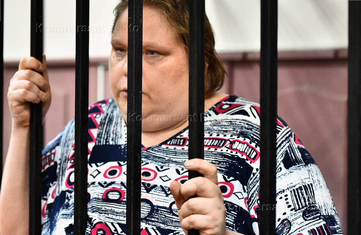 Александра баязитова фото Избрание меры пресечения в виде ареста по делу специалиста по PR Инны Чуриловой 