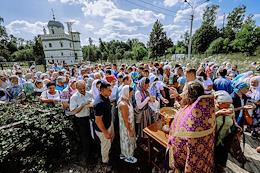 Divine service in the Resurrection Cathedral of the Resurrection New Jerusalem Stauropegial Monastery. Week 9 after Pentecost, Origin of the Honest Trees of the Life-Giving Cross of the Lord. Beginning of the Dormition Fast. Honey rescue.