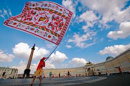 Union festival 'Round dances of Russia' on the Palace Square in St. Petersburg.