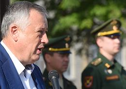 Visit of Governor Alexander Drozdenko to military unit 02511 in Kamenka.