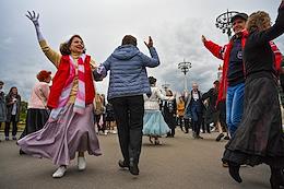 Waltz of the peoples of Russia on the territory of the exhibition complex VDNH.