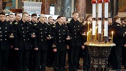 Solemn ceremony of initiation into cadets of freshmen of the State University of Maritime and River Fleet named after Admiral Makarov. Prayer service at St. Nicholas Naval Cathedral in Kronstadt.
