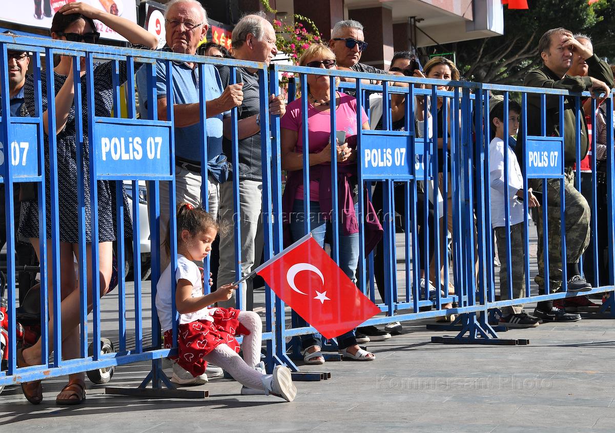 11 января праздник в турции