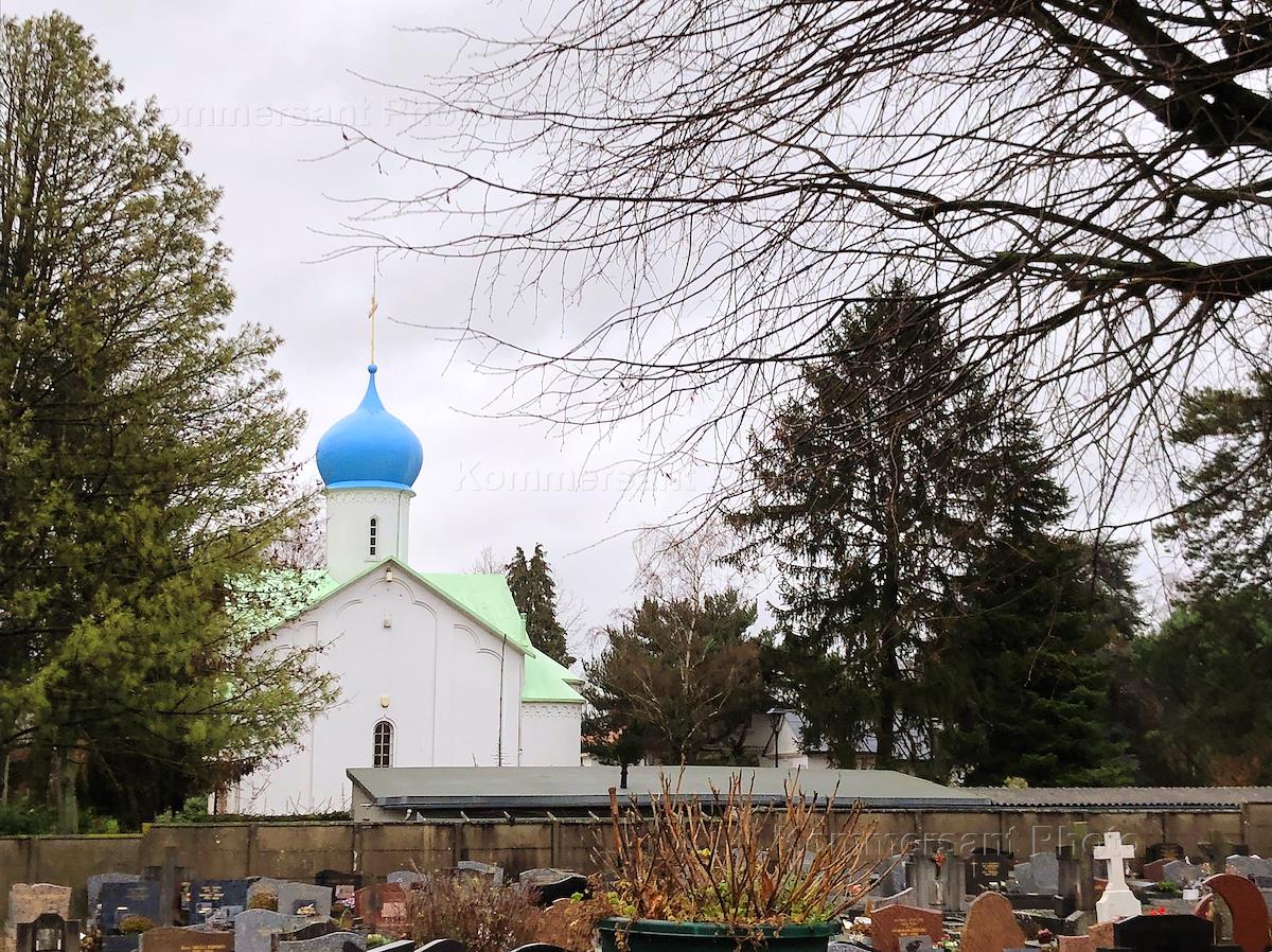 русское кладбище в париже сен женевьев де буа