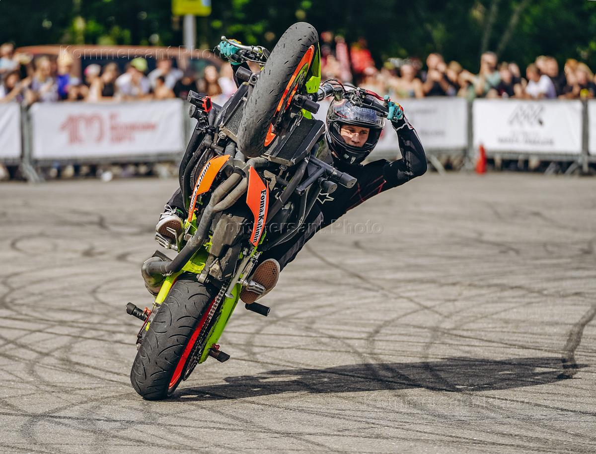 Стантрайдинг Husqvarna