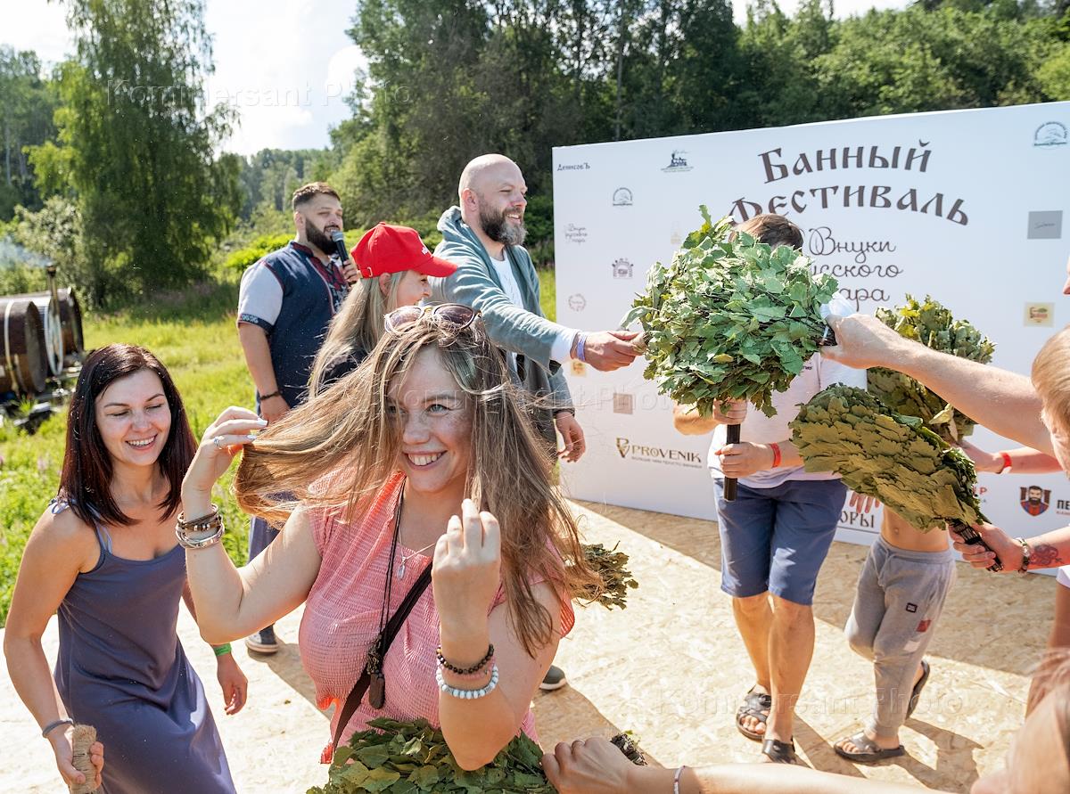 банный фестиваль 2023. плакат на банный фестиваль. банный фестиваль сочи. банный фестиваль в улиткино фото. баняфест 2022 суздаль.