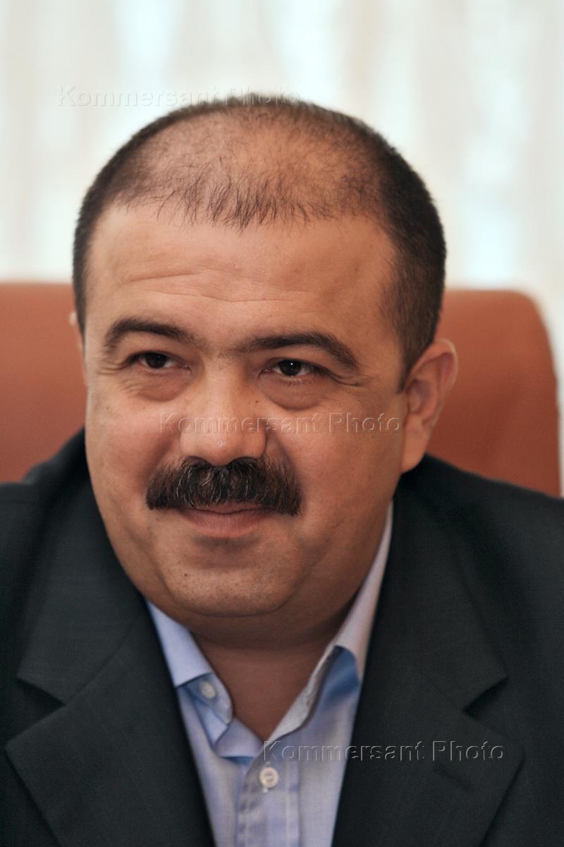 Махмудов 4. Джахангир махмудов угмк. Акжол махмудов греко-римская борьба. Угмк махмудов искандар кахрамонович. Акжол махмудов греко-римская.