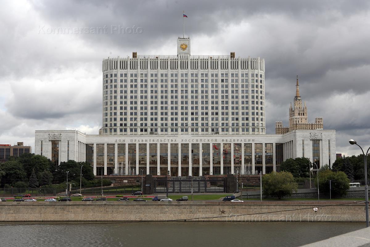 Правительственные здания в москве фото с названиями Виды Москвы. Здание Дома Правительства России (Белый дом). - Коммерсантъ Фото