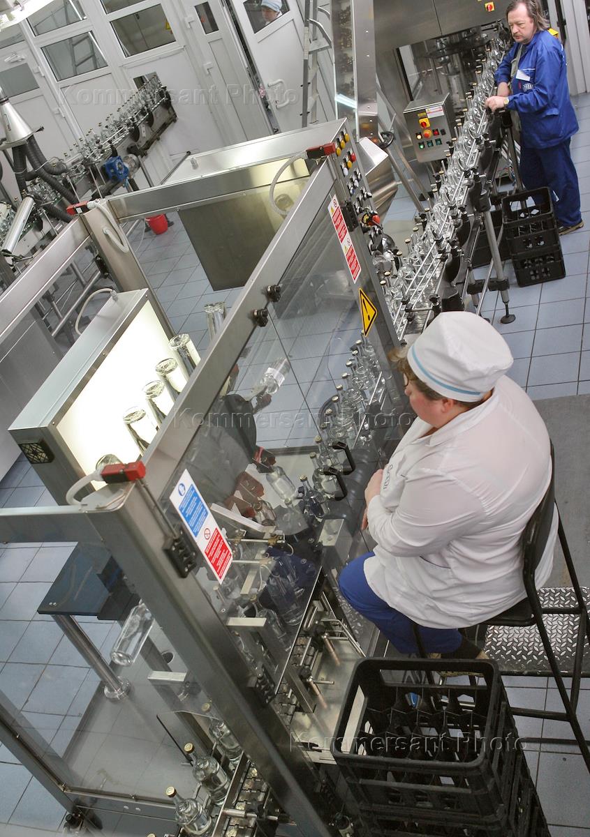 Ликеро водочный завод пушкино. Лвз топаз, ликеро-водочный завод. Топаз ликеро-водочный завод. Завод топаз. Ликероводочный завод топаз.