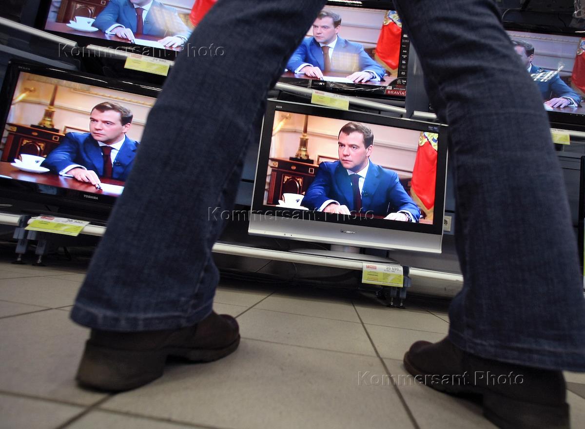 директора магазинов электроники мир фото