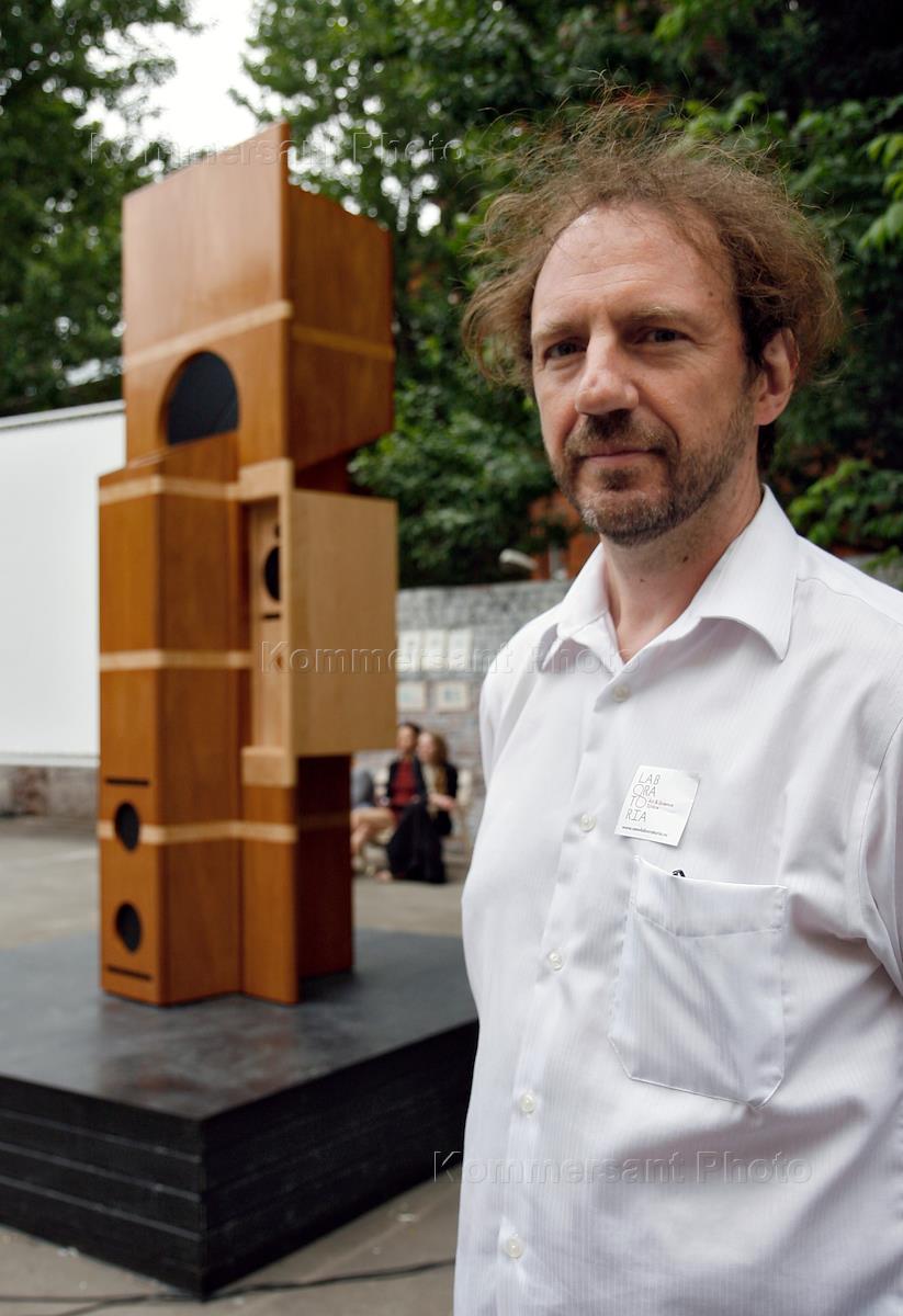 Киану ривз стрижка. Николас ривз. Николас ривз. Николас ривз. Художник физик.