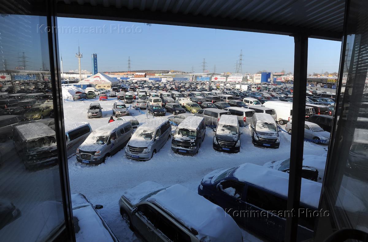 Работа авторынок. Мытищинский авторынок. Авторынок Санкт Петербург. Авторынок в Москве Мытищинский. Мытищинская ярмарка авторынок.