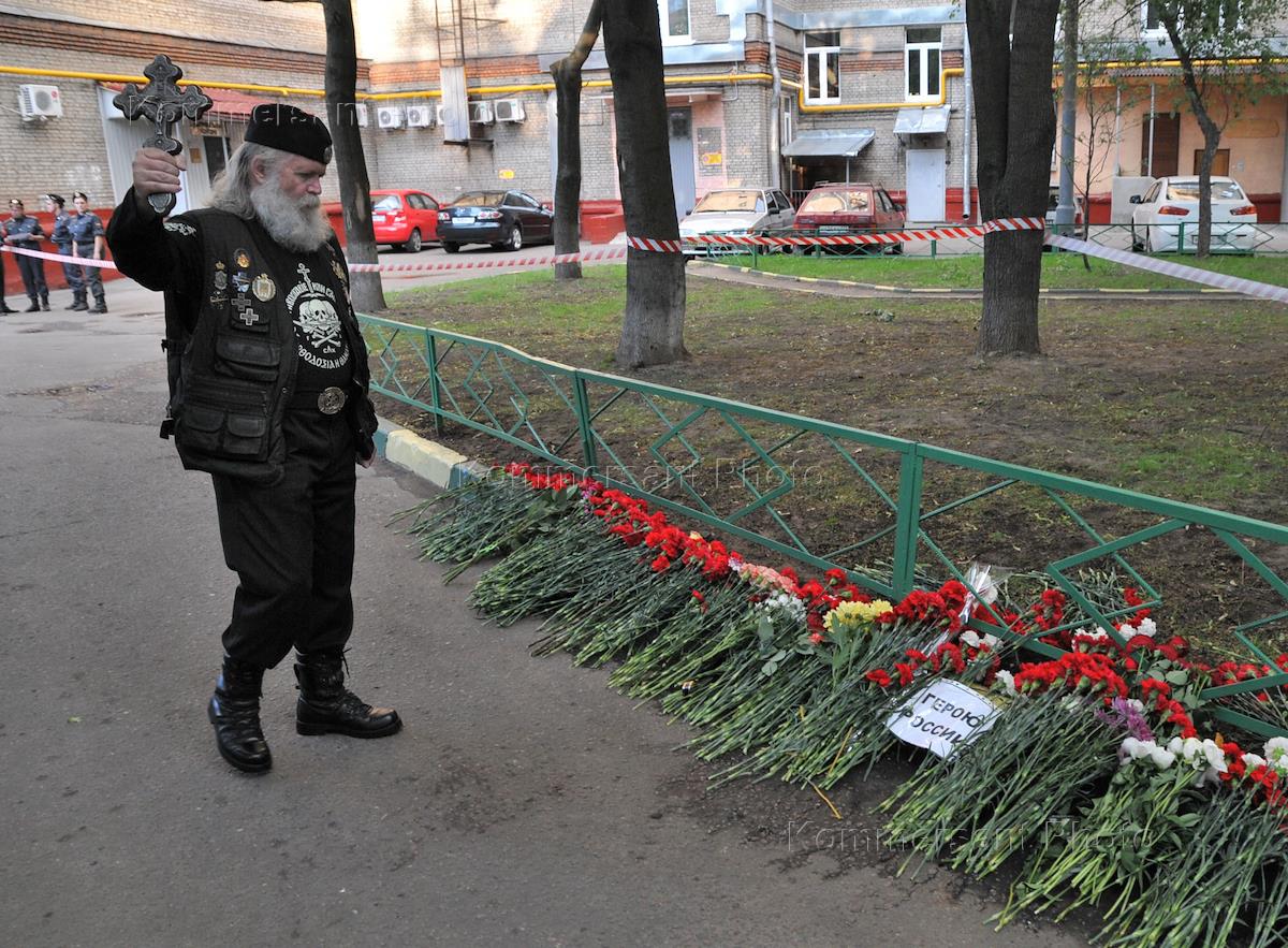 памятник буданову в москве