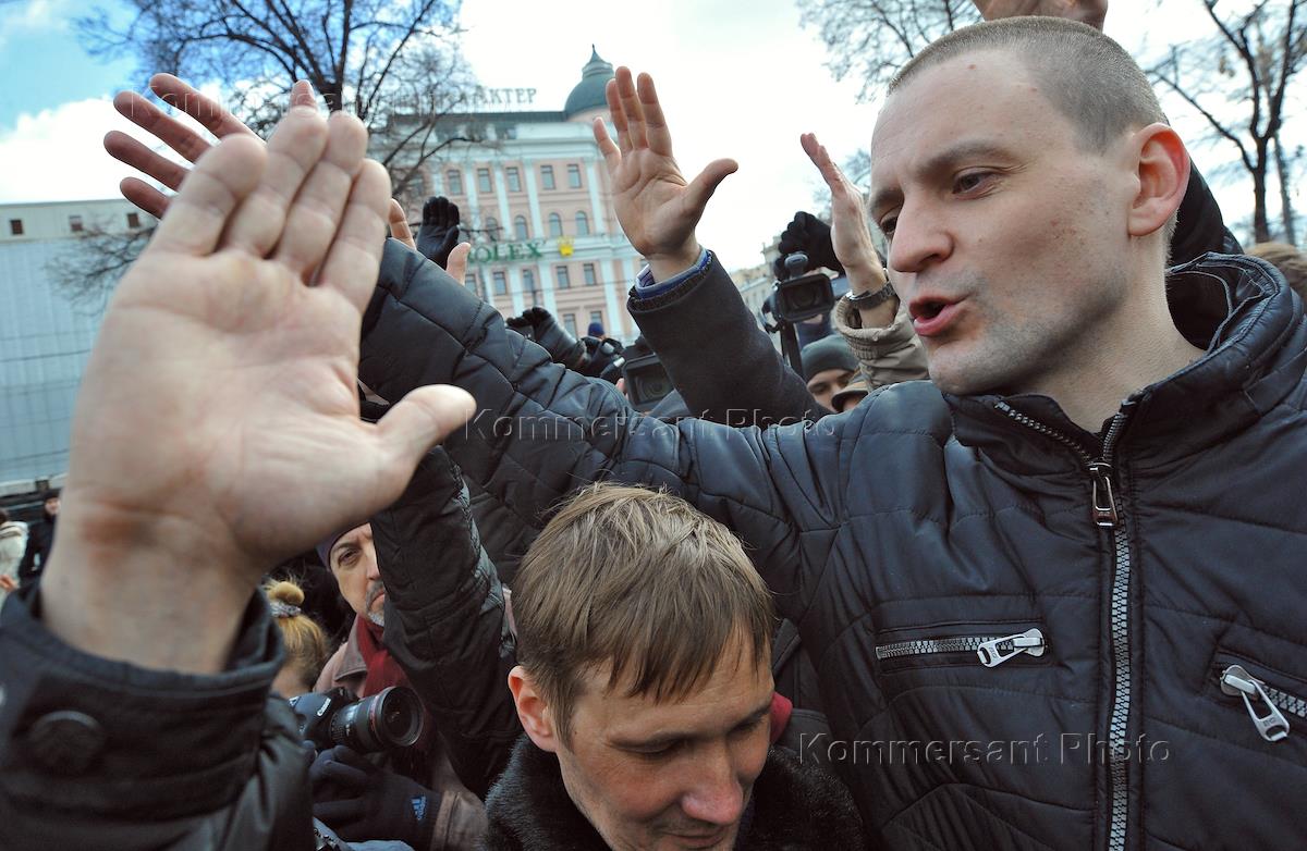 Национальная свобода. Антон Белик организатор митинга.