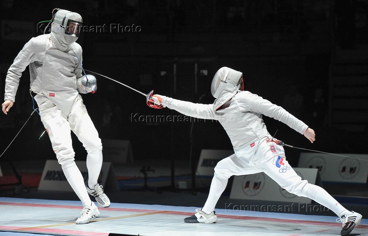 Якименко фехтование. Экипировка фехтовальщика. Трактаты по фехтованию. Фехтование на саблях. Рапира для фехтования.