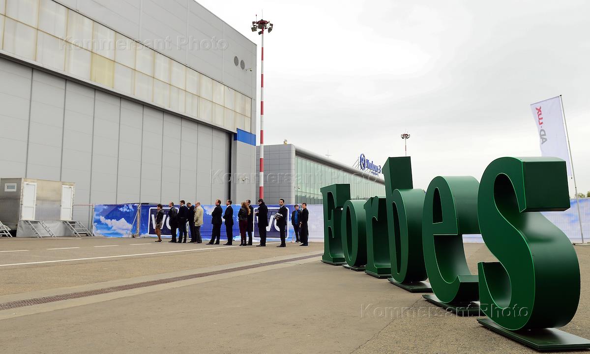 современный предприниматель. норд новгородская. крупная компания 7. монтем московский завод нетканых материалов. крупная компания 7.