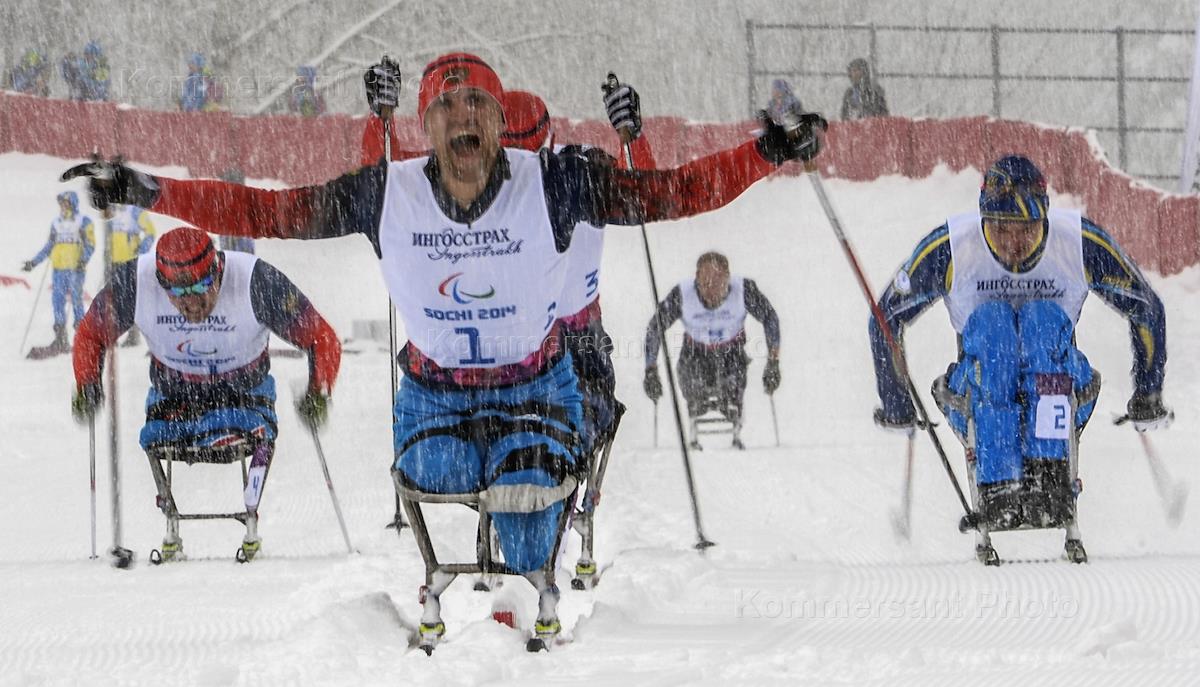 Iii паралимпийские зимние игры. Паралимпиада в сочи 2014 церемония открытия. Зимние паралимпийские игры в сочи. Паралимпийские игры в сочи 2014. Xi паралимпийских зимних игр 2014.