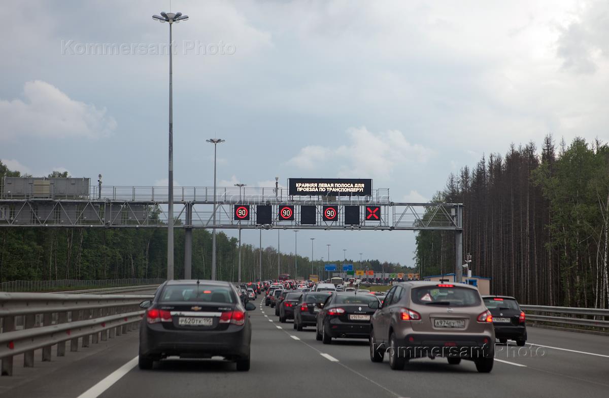 Платная дорога до шереметьево сколько. M11 трасса. М11 автодорога Москва Шереметьево. Платная дорога Москва Шереметьево. Платный участок дороги Шереметьево.