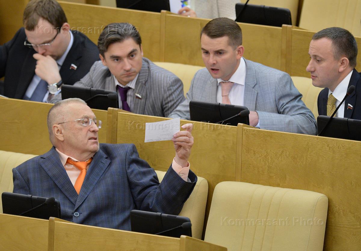 Что происходит в думе и правительстве сегодня. Депутаты Госдумы. Известные депутаты. Депутаты в Думе.