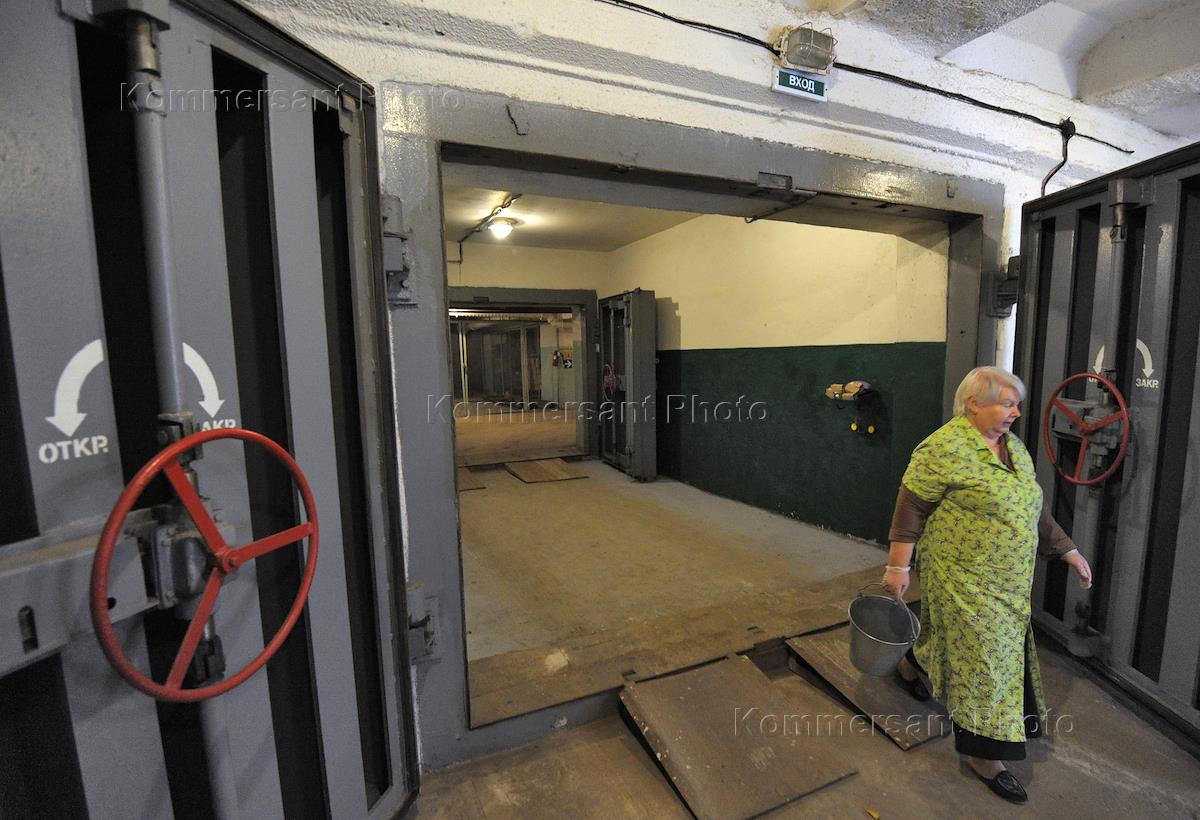 Москва готовить бомбоубежище. Подготовка подвалов для бомбоубежищ. Бомбоубежище в москве 2022. Бомбоубежище. В москве готовят бомбоубежища.