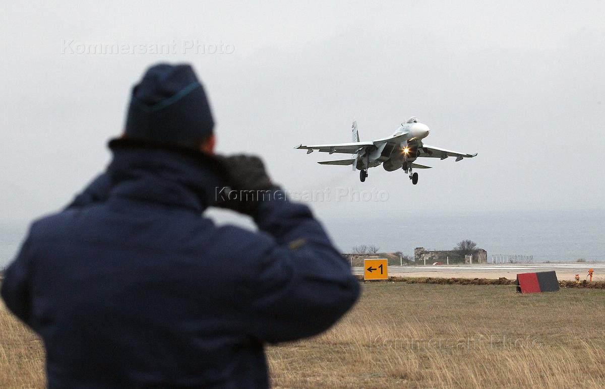 Бельбек аэродром потери. Аэродром Бельбек Севастополь. Су-27 авиабаза Бельбек.