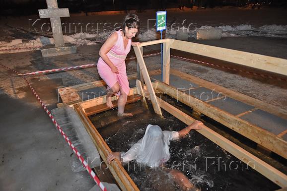 крещение 2023 в киеве. крещение деревне.