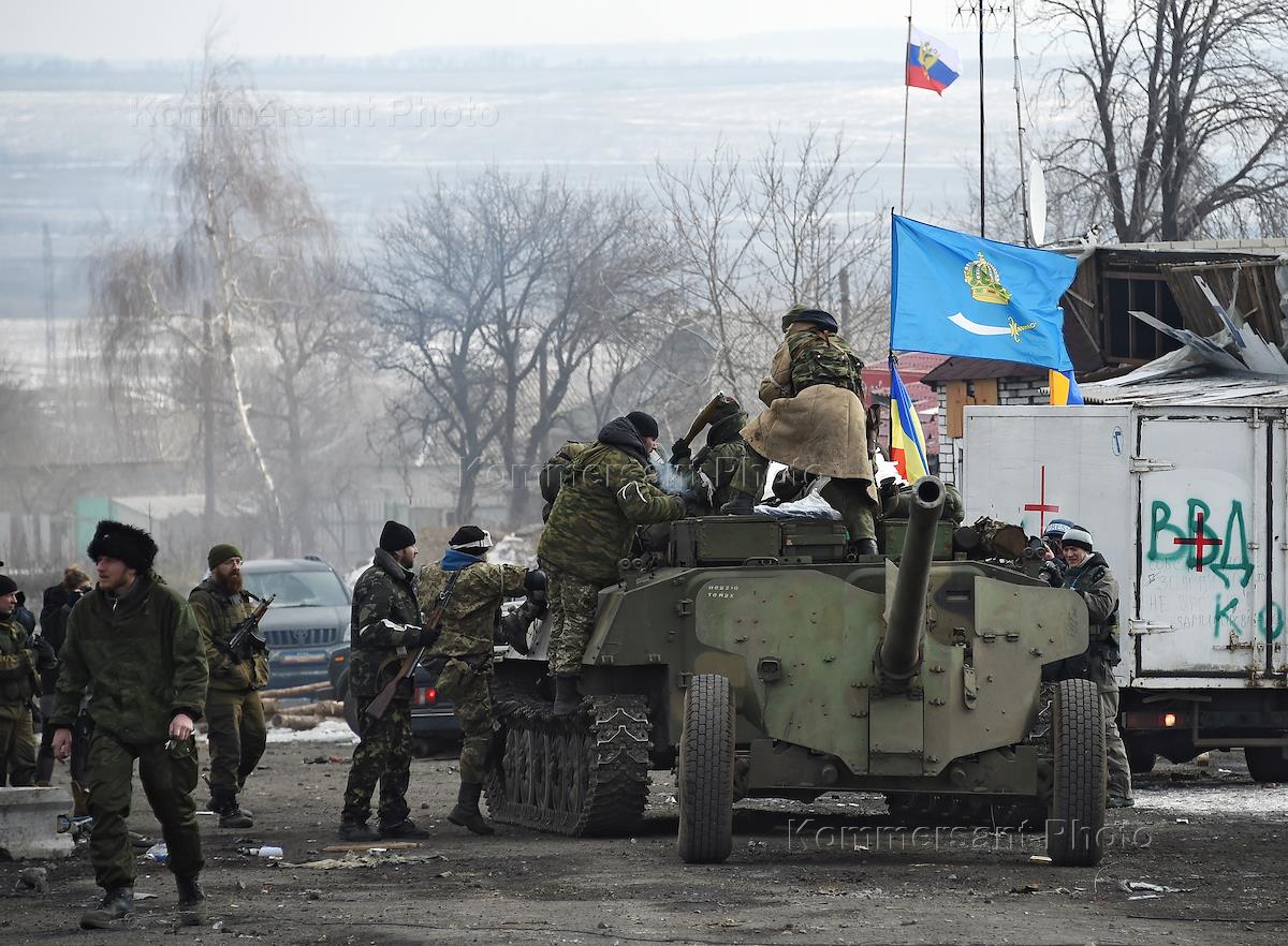 Обострения ситуации вокруг украины. Эскалация на Донбассе. Война на востоке Украины 2014 участники. Ополчение ДНР 2014 Дебальцево. Русские оккупационные силы на востоке Украины.