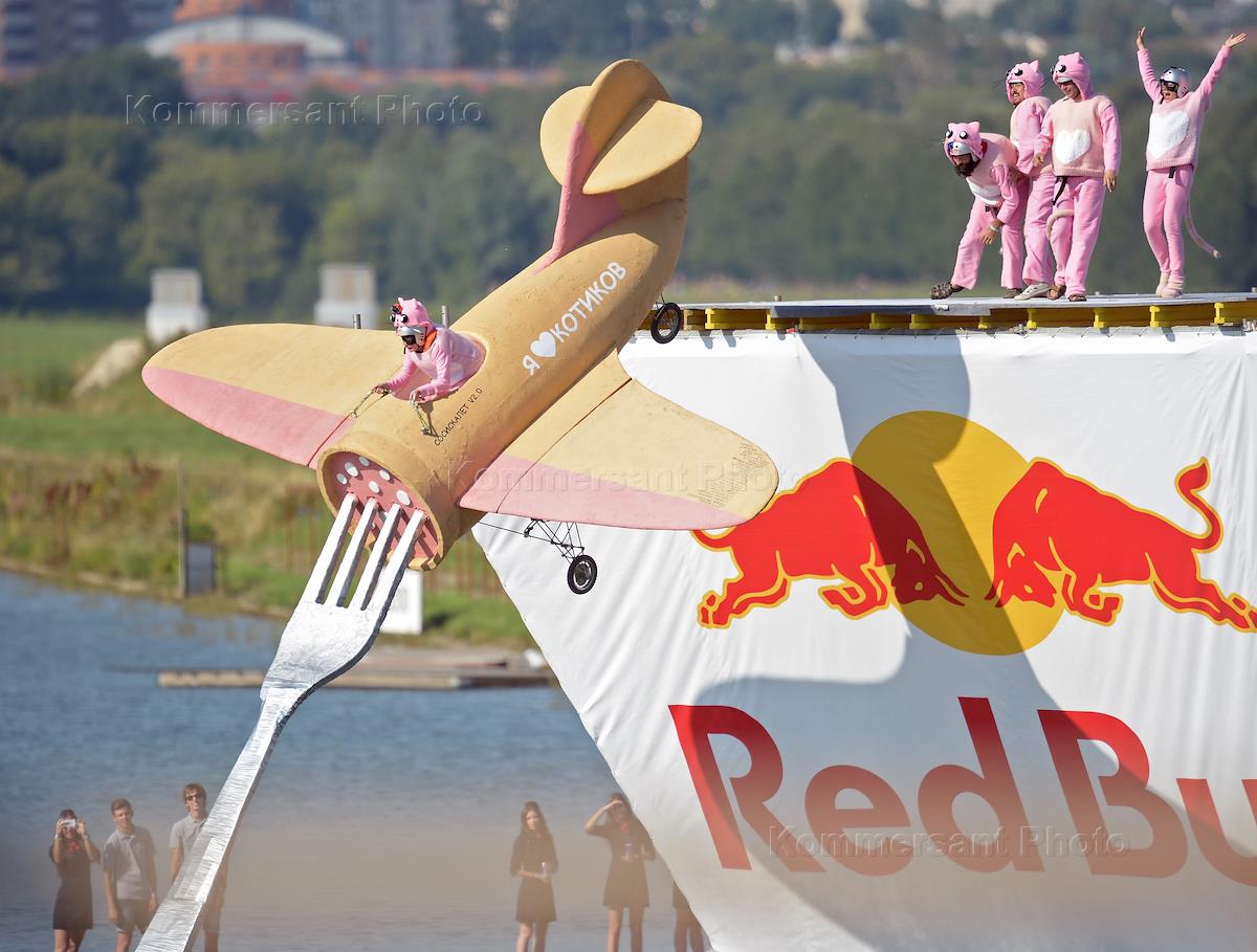 Red bull вертолет