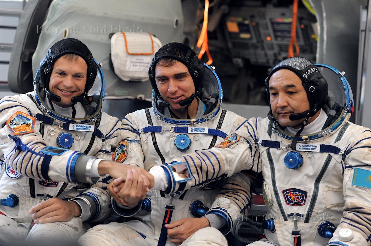 Фильм роскосмос. Джеффри уильямс астронавт. Космонавты сергей рыжиков и сергей кудь-сверчков. Основной экипаж. Мкс экспедиции 67 экипаж.