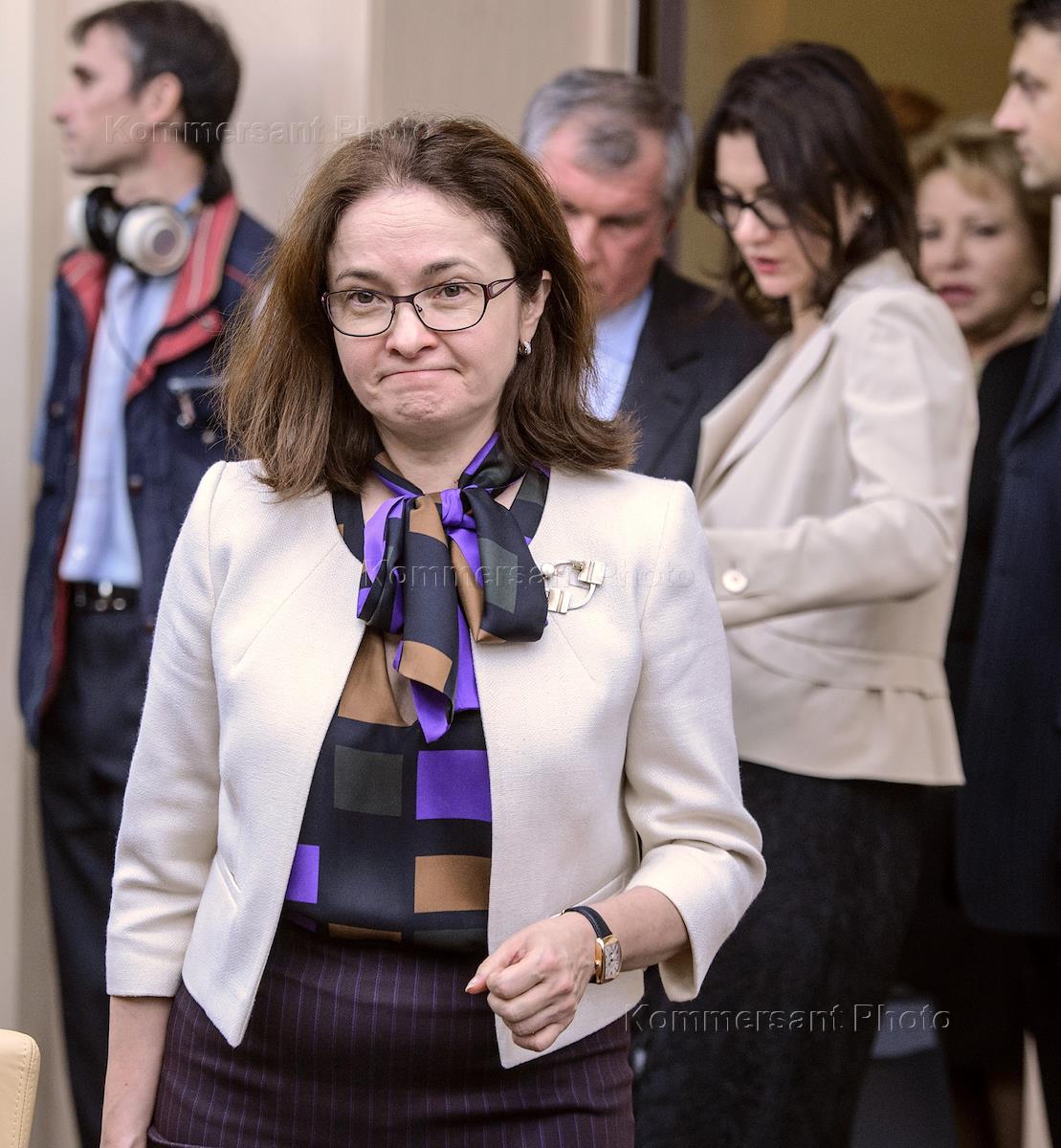 Совещание по реализации задач, поставленных Владимиром Путиным в предвыборных ст