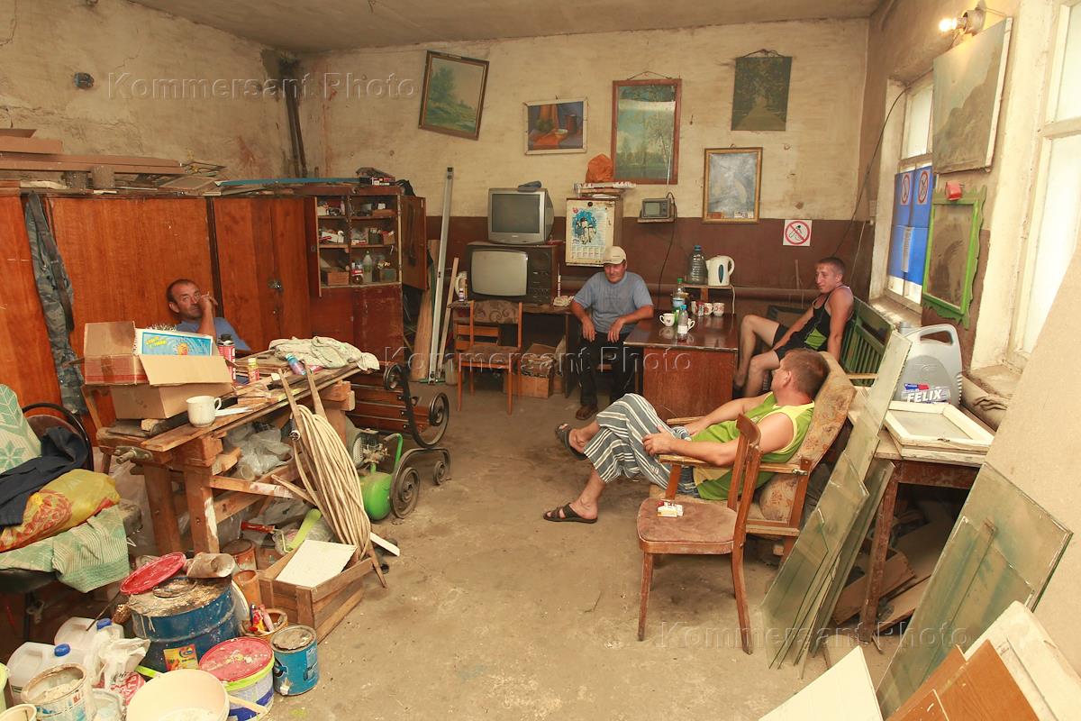 Интернат для детей инвалидов. Жизнь домов интернатов. Комнаты в детских домах. Жизнь домов интернатов. Жизнь домов интернатов.