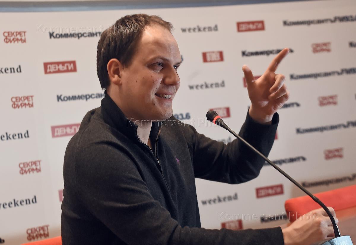 журналист коммерсанта