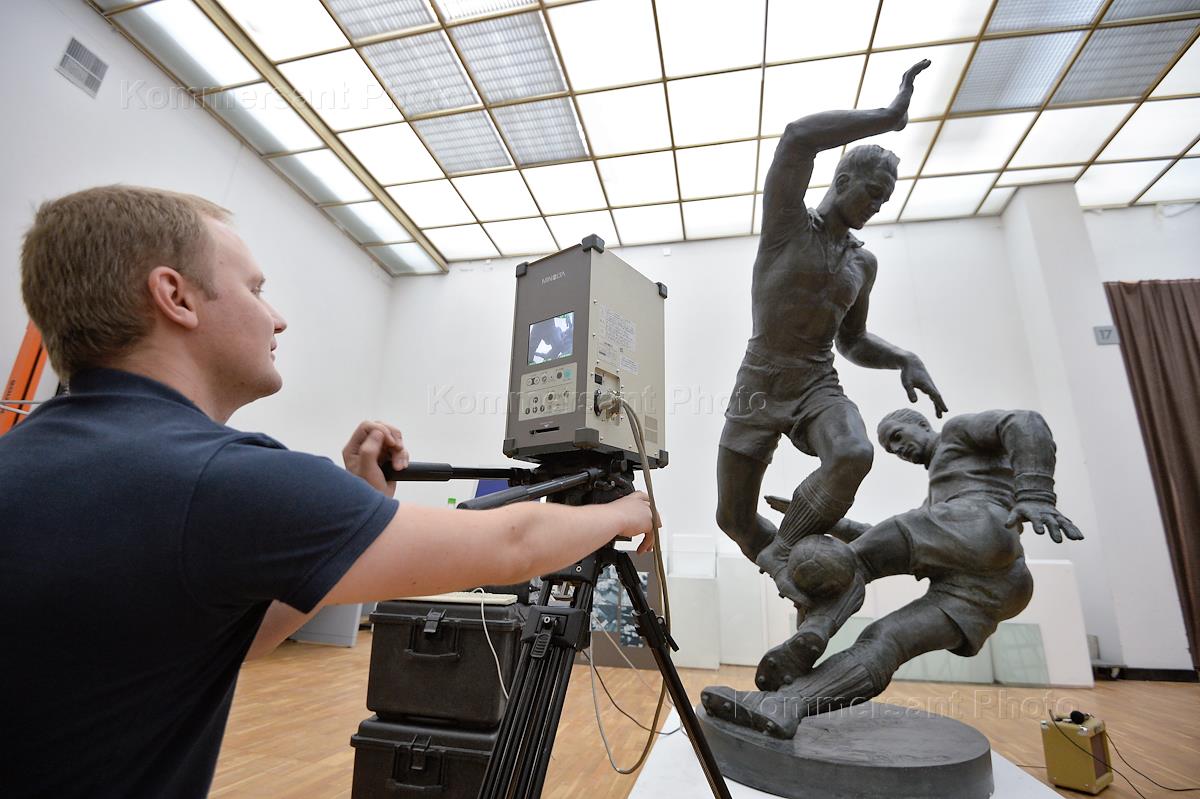 Скульптурная ксерокопия. Скульптурная ксерокопия. Скульптурная ксерокопия. Копирование скульптур. Урс фишер самоуничтожающаяся скульптура.