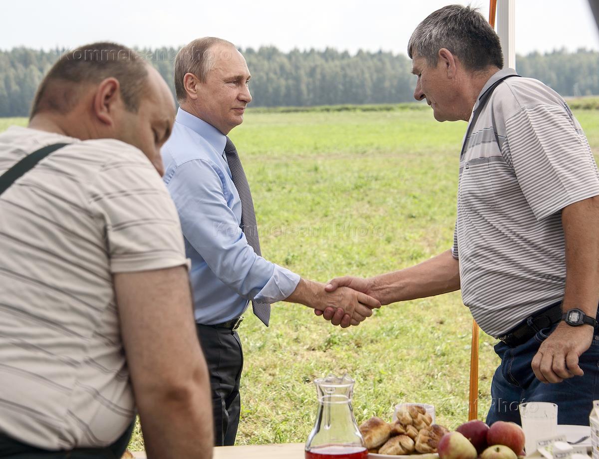 Путин в Городне Тверская область