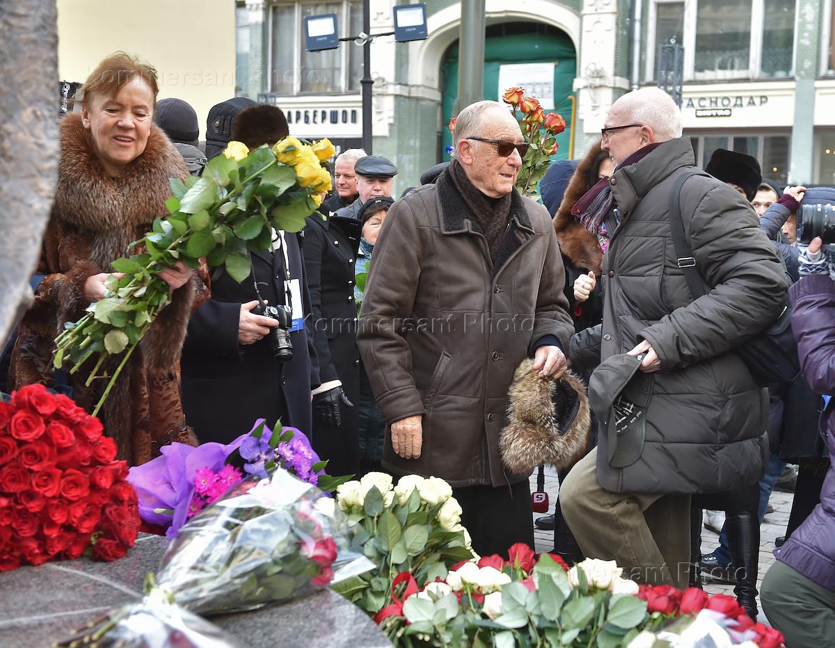 майя плисецкая памятник в москве