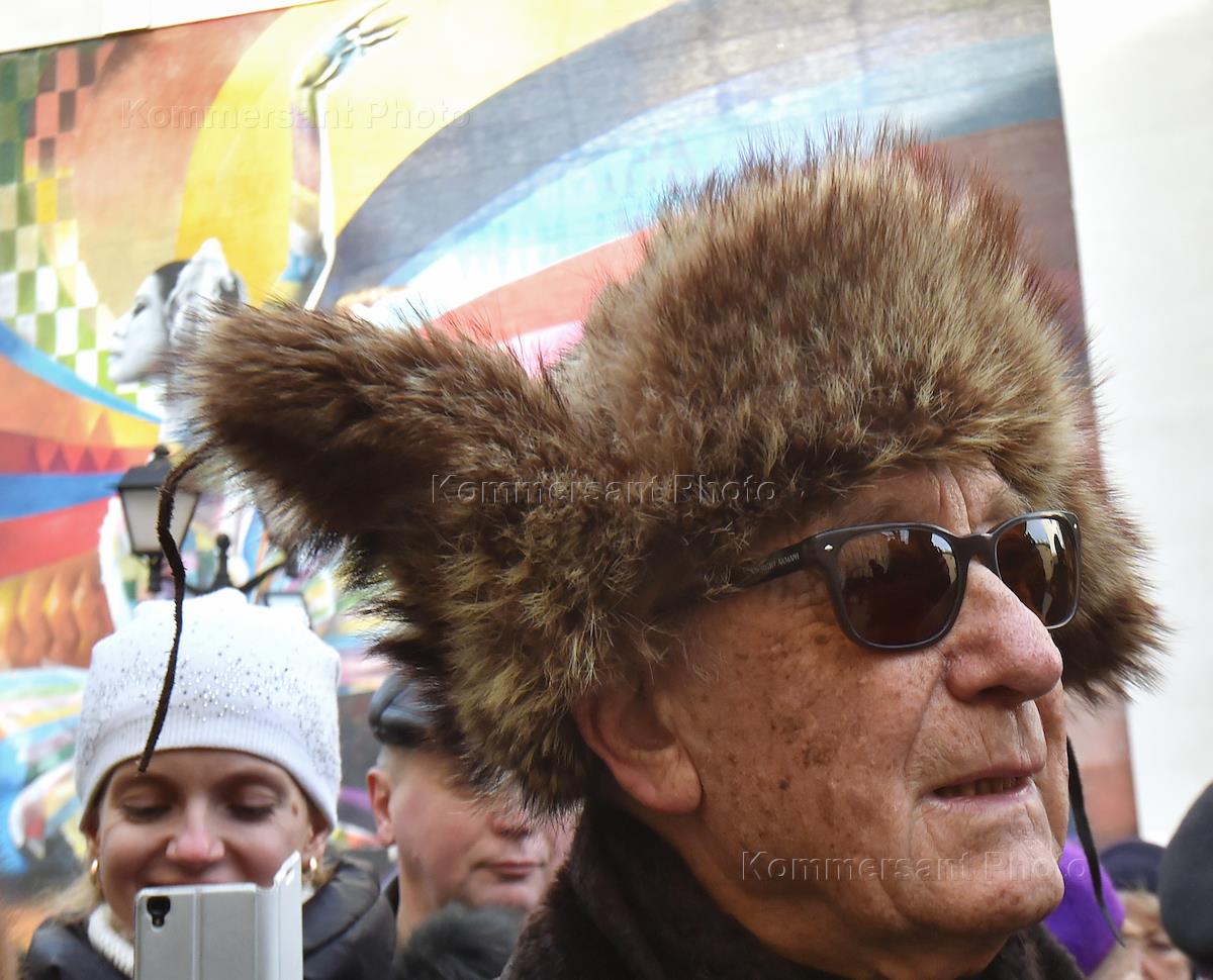 памятник плисецкой в москве на большой дмитровке