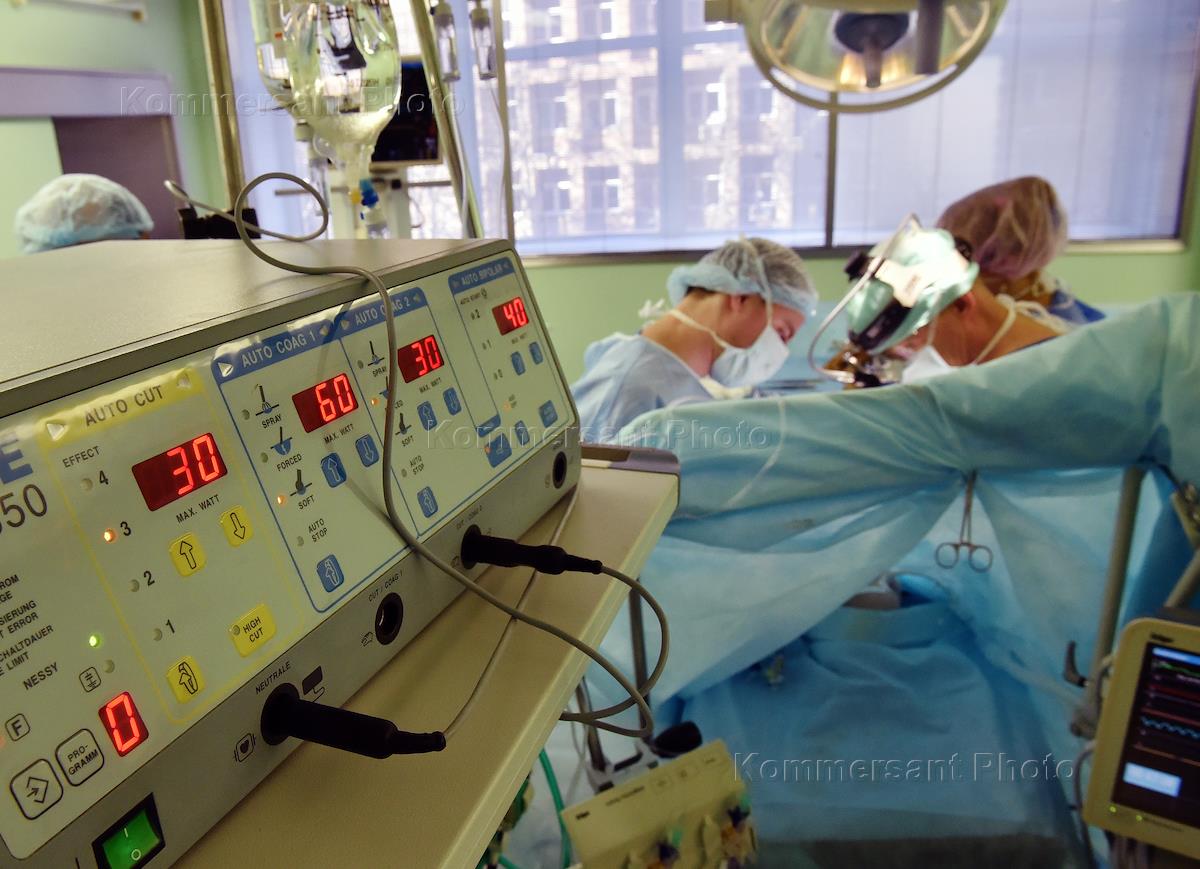 система здравоохранения татарстана. министерство здравоохранения рт официальный сайт. црб сабинский терапия. министерство здравоохранения рт лого. хирург биктов фарит фотографии.