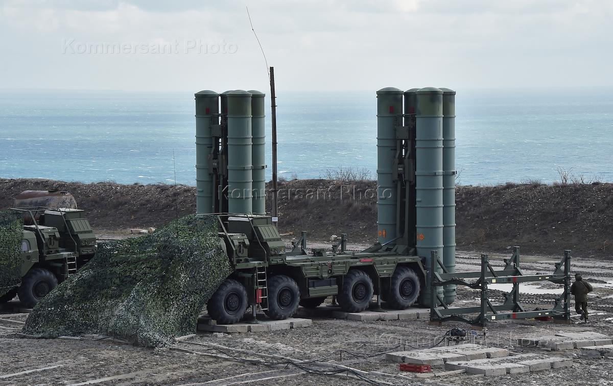 Батарея с 400 это сколько. Комплекс с-400 Триумф. С300 и с400. С-400 Триумф дивизион.