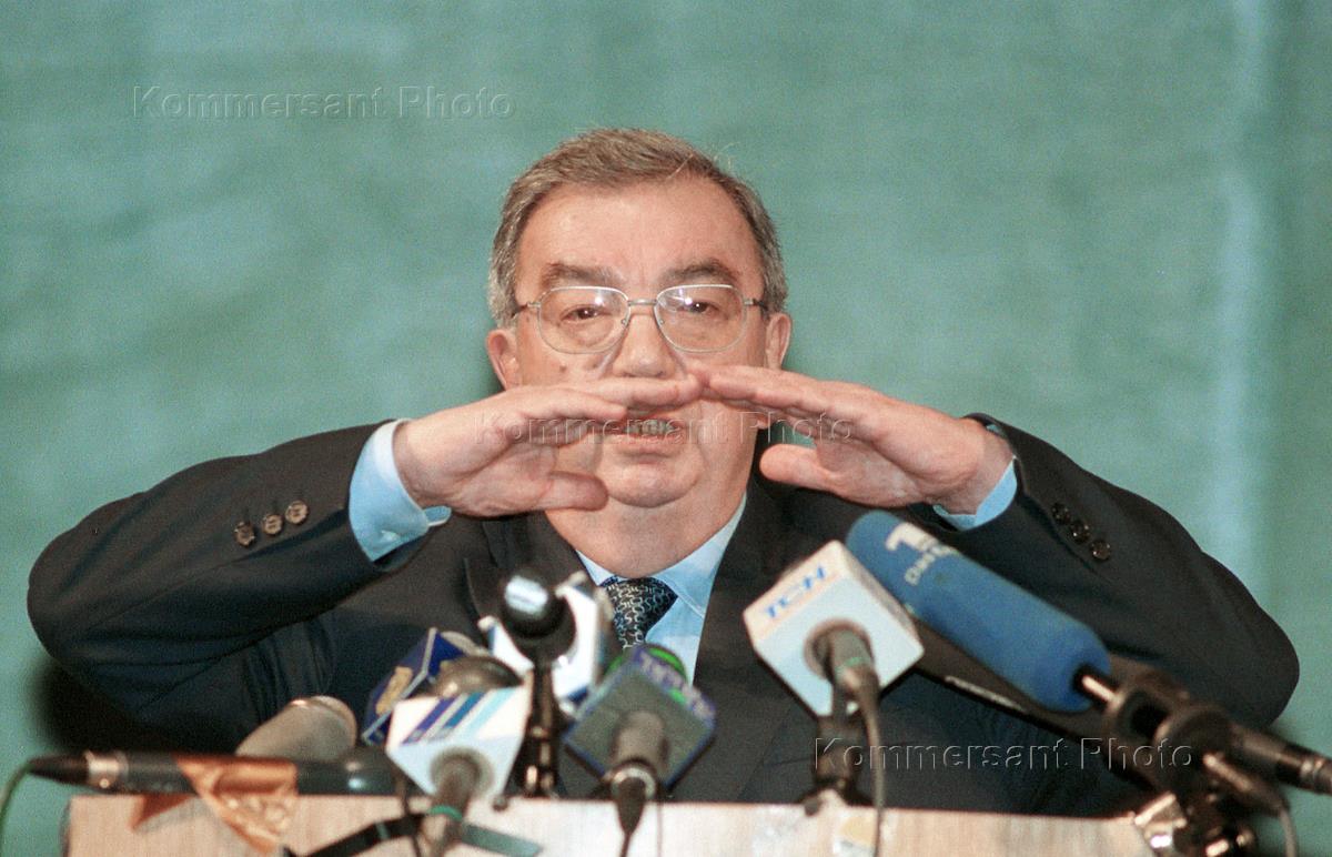 Премьер министр 1998. Примаков 1999. Примаков 1998.