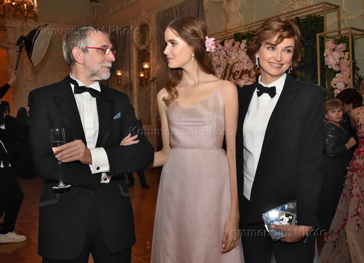 Алексей тарханов и карина добротворская фото VII Бал Дебютанток журнала Tatler прошел в Колонном зале Дома Союзов - Коммерсан