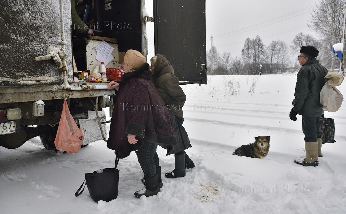 Брат приехал в деревню